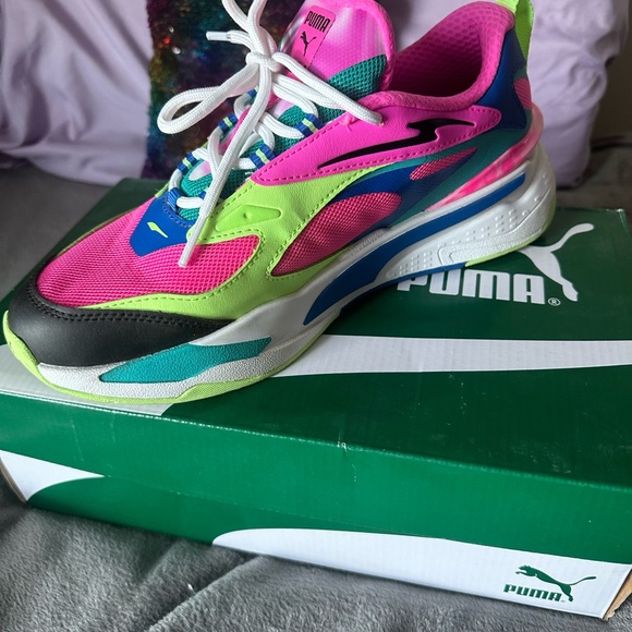 Only been Warren three times - Picture 2 of 5